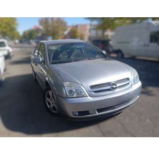 opel vectra c berlina del año 2003