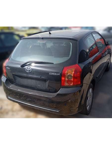 toyota corolla (_e12_) del año 2006