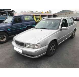 volvo s70 berlina del año 1999