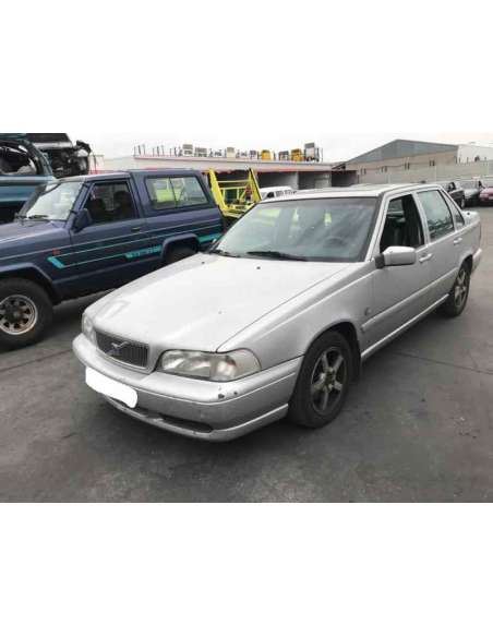 volvo s70 berlina del año 1999