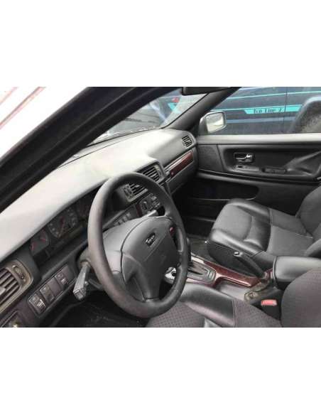 volvo s70 berlina del año 1999