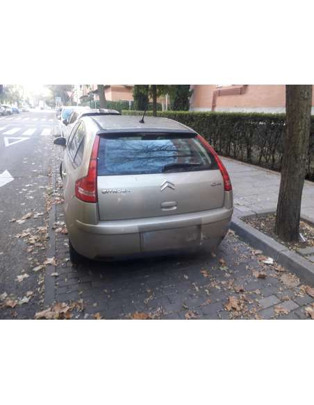 citroën c4 berlina del año 2005