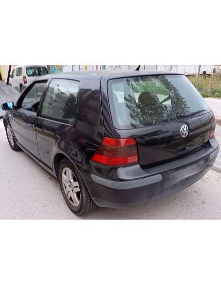 volkswagen golf iv berlina (1j1) del año 2002
