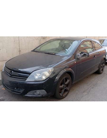 opel astra gtc del año 2005