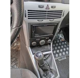 opel astra gtc del año 2005 2