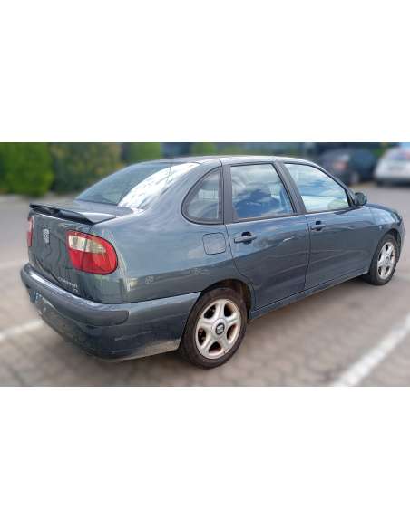 seat cordoba berlina (6k2) del año 2000