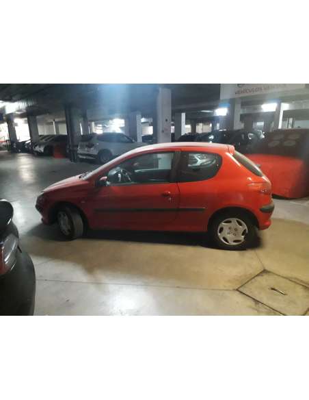 peugeot 206 berlina del año 2003