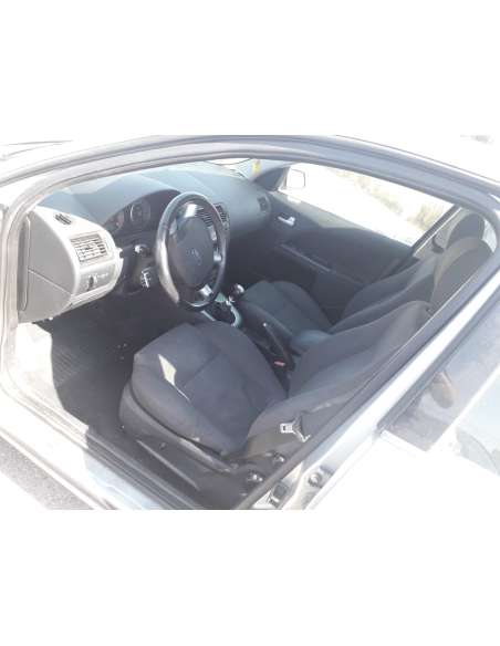 ford mondeo berlina (ge) del año 2001