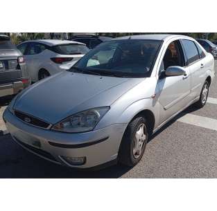 ford focus berlina (cak) del año 2004