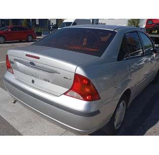 ford focus berlina (cak) del año 2004 2