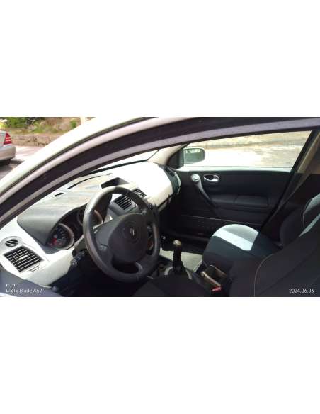 renault megane ii berlina 5p del año 2003