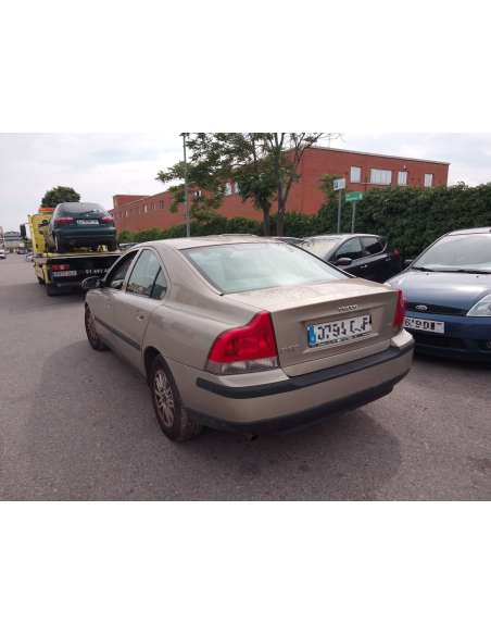 volvo s60 berlina del año 2003