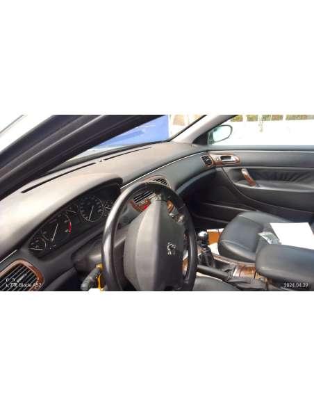 peugeot 607 (s1) del año 2004