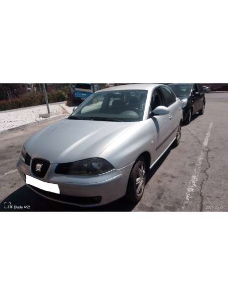 seat cordoba berlina (6l2) del año 2003