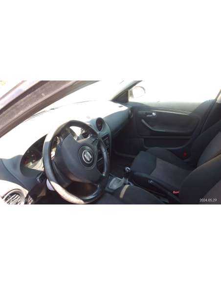 seat cordoba berlina (6l2) del año 2003