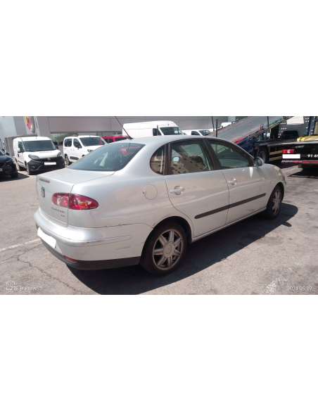 seat cordoba berlina (6l2) del año 2003