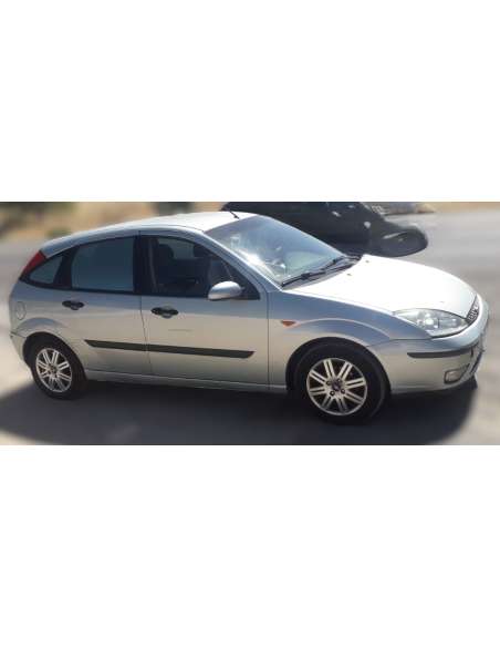 ford focus berlina (cak) del año 2003