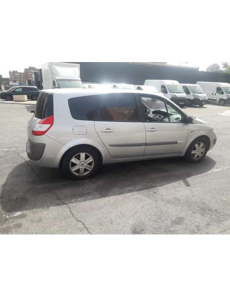 renault scenic ii del año 2005