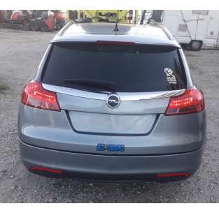 opel insignia sports tourer del año 2010 2