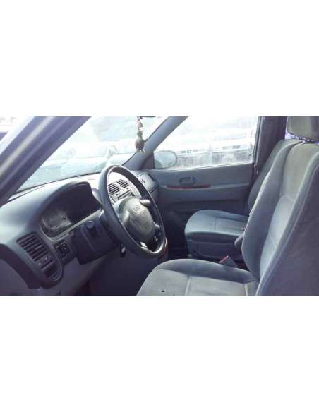 kia carnival ii del año 2004