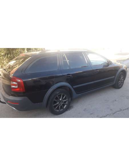 skoda octavia combi (1z5) del año 2008