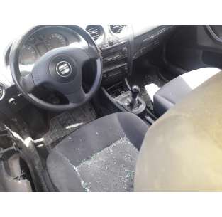 seat ibiza (6l1) del año 2004 2