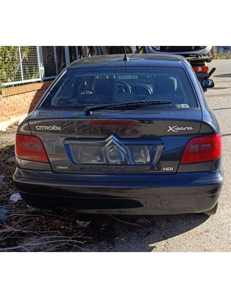 citroën xsara berlina del año 2002