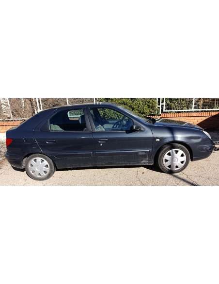 citroën xsara berlina del año 2002