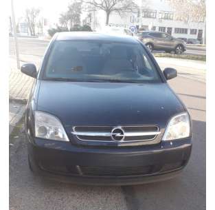 opel vectra c berlina del año 2005