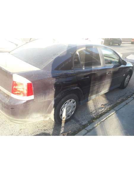 opel vectra c berlina del año 2005