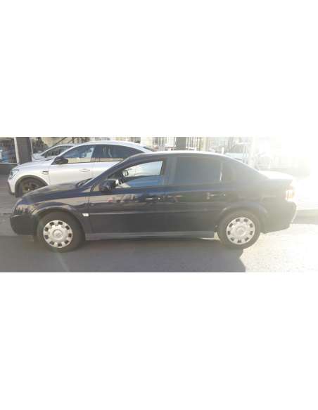 opel vectra c berlina del año 2005