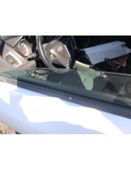 opel astra j lim. del año 2011