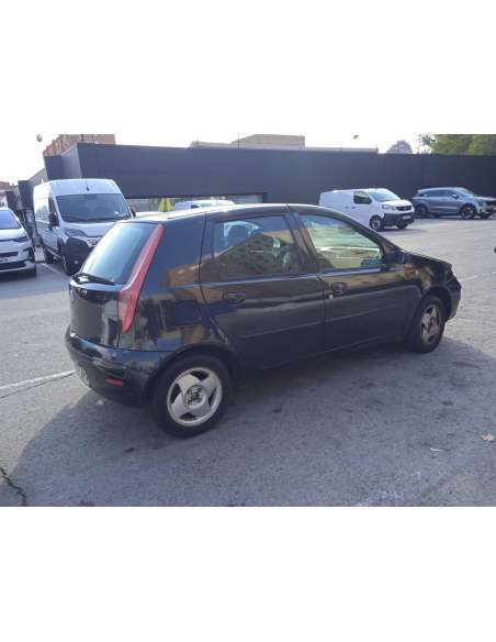 fiat punto berlina (188) del año 2005