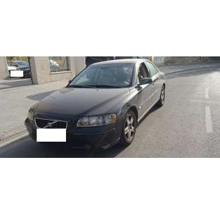 volvo s60 berlina del año 2005