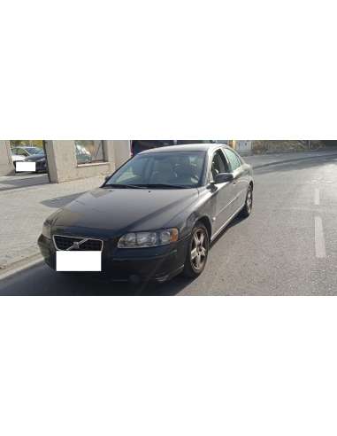 volvo s60 berlina del año 2005