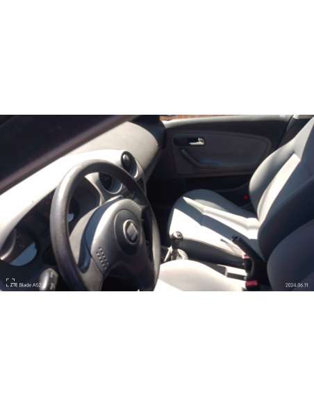 seat cordoba berlina (6l2) del año 2003