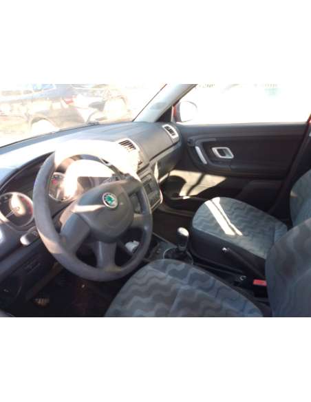 skoda fabia (5j2 ) del año 2010