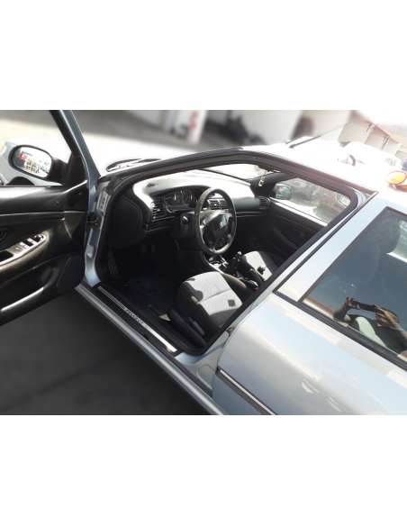 peugeot 406 berlina del año 2002