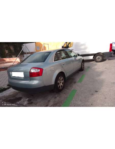 audi a4 berlina (8e) del año 2000