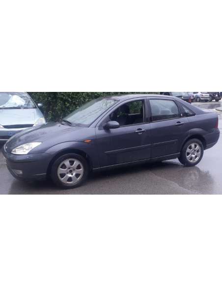 ford focus berlina (cak) del año 2004