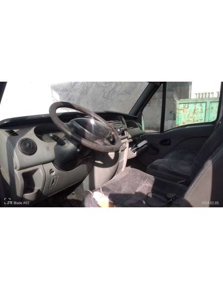 renault master ii phase 2 caja cerrada del año 2004