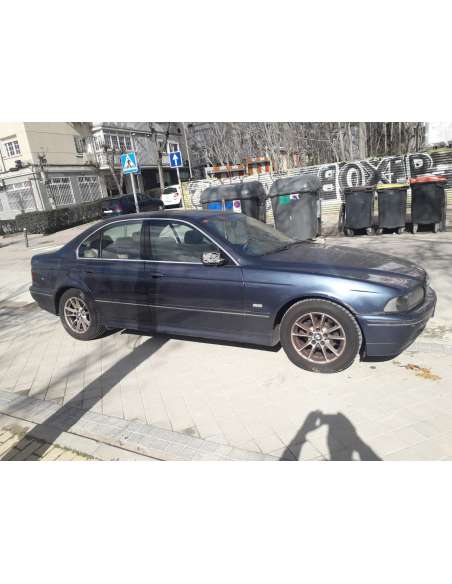 bmw serie 5 berlina (e39) del año 2002