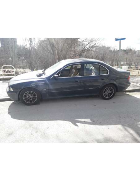 bmw serie 5 berlina (e39) del año 2002
