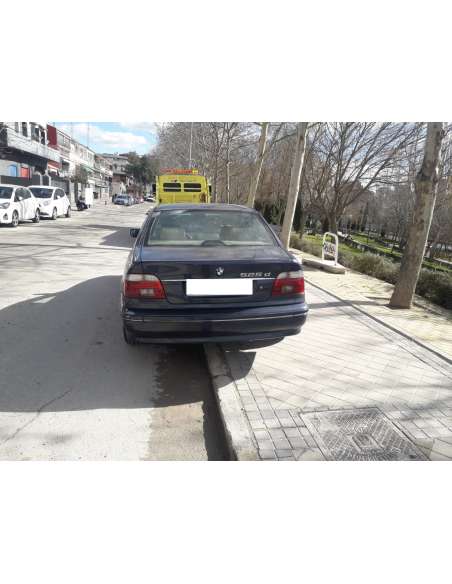 bmw serie 5 berlina (e39) del año 2002