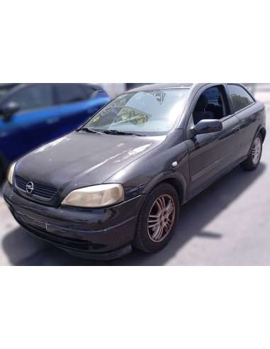 opel astra g berlina del año 2002