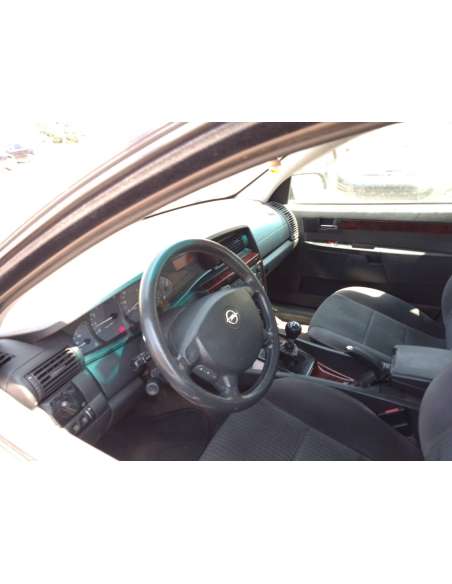 opel omega b del año 2000