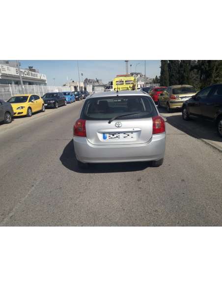 toyota corolla (e12) del año 2003