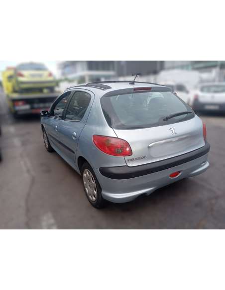 peugeot 206 berlina del año 2003