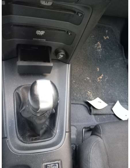 nissan primera berlina (p12) del año 2004