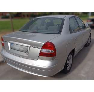 daewoo nubira berlina del año 2001 2
